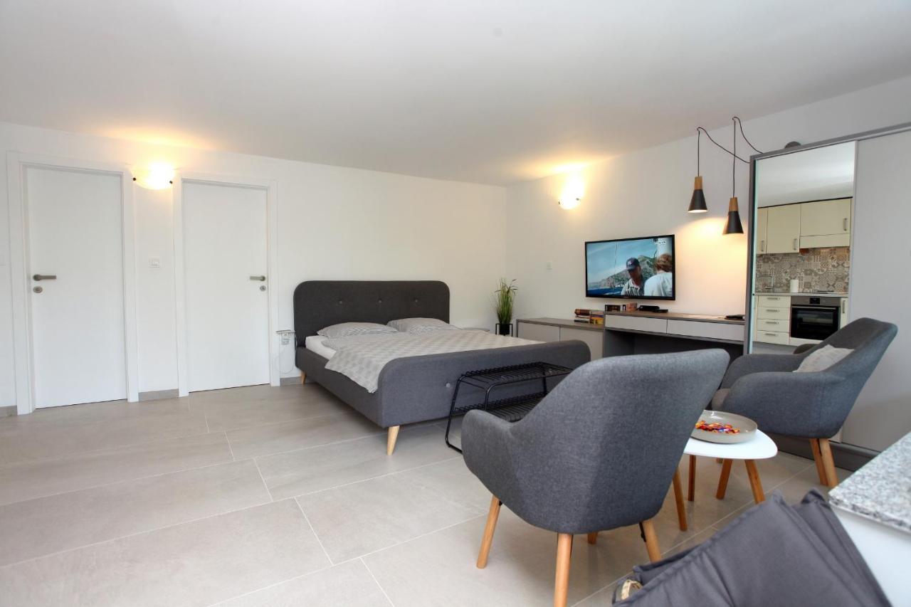 Modern Apartment Parenzana Izma Порторож Экстерьер фото